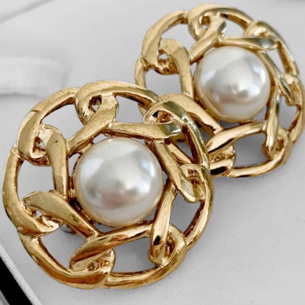 Vintage Gold Faux Pearl Clip-On Earrings - Statement Chain Design